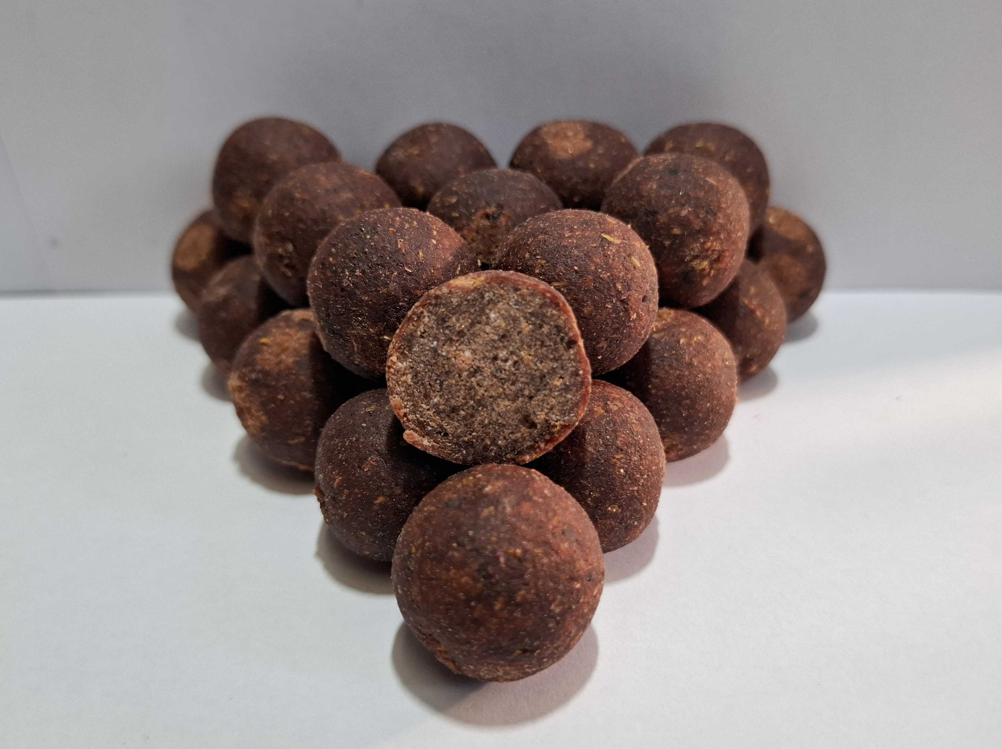 Boilies Prémium ELIT - Šílený Červ
